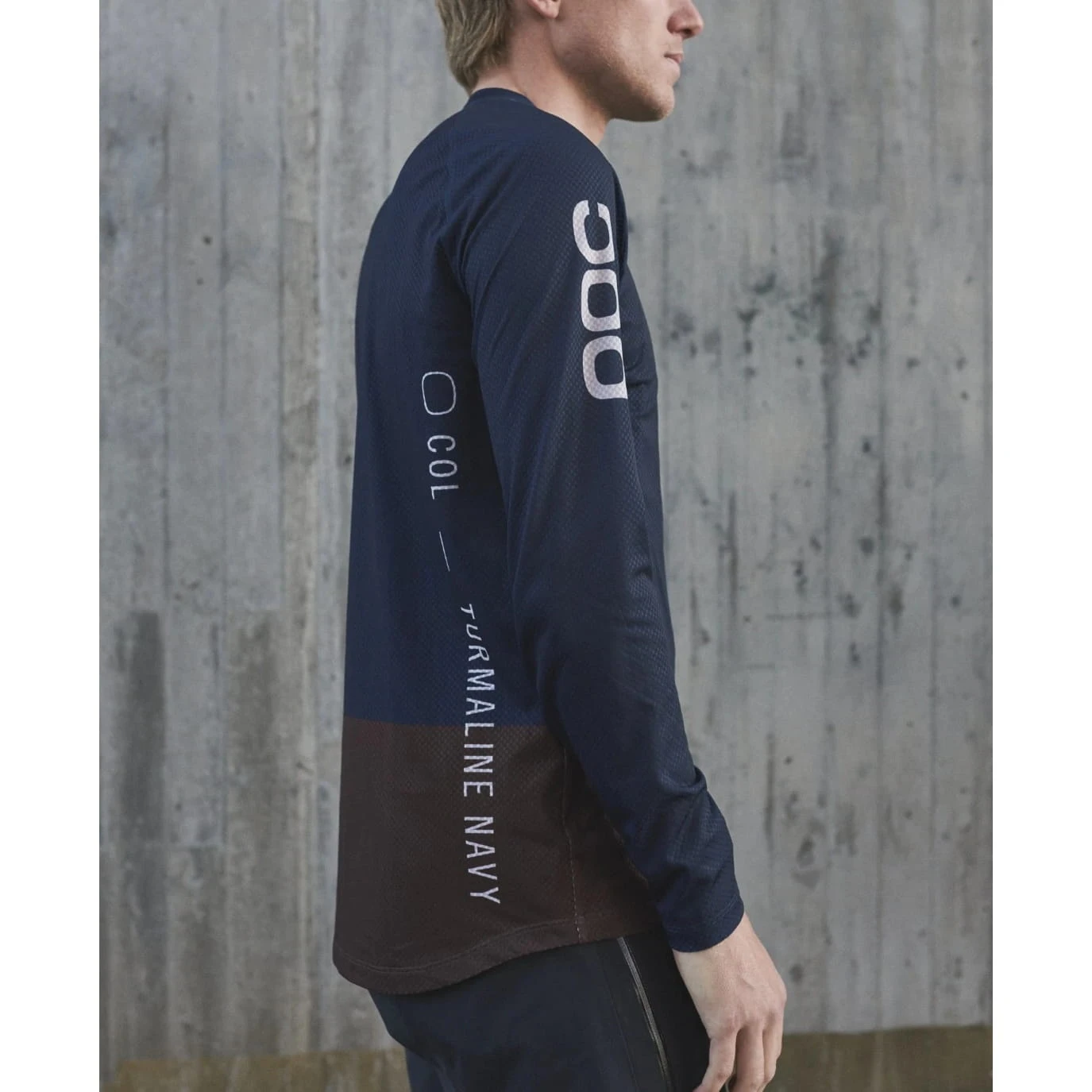POC MTB Pure LS Jersey - Tourmaline Navy/Axinite Brown 4 POC MTB Pure LS Jersey - Tourmaline Navy/Axinite Brown - Image 4