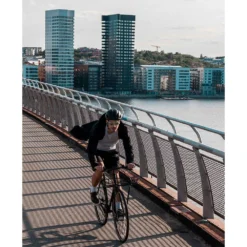 POC Transcend Shorts 5 POC Transcend Shorts -Sport Style Shop poc transcend shorts 2