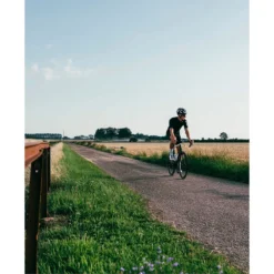 POC Ventral Air SPIN NFC Road Helmet -Sport Style Shop poc ventral air spin nfc road helmet 5